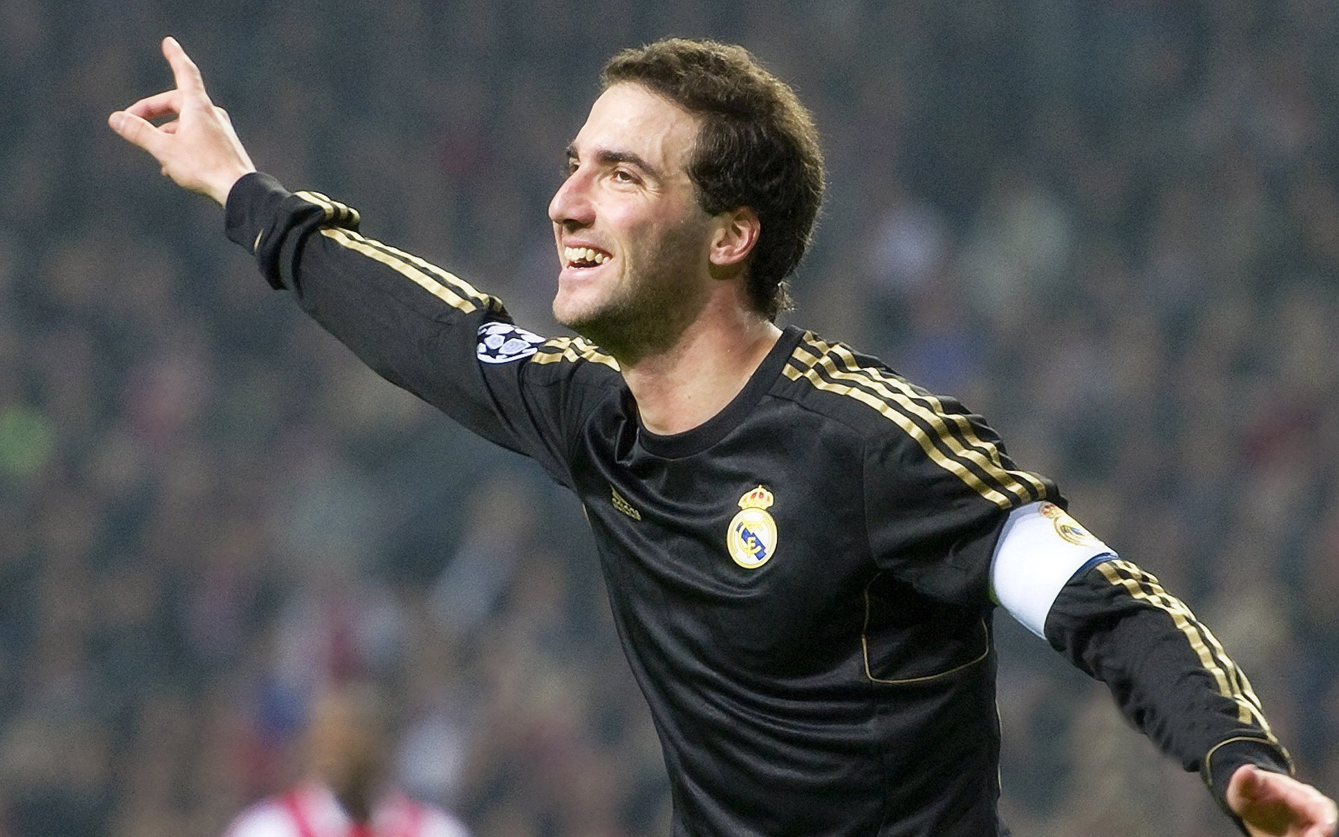 Ning巅峰对决，JackeyLove与40激战加拿大队分钟，比分优势明显胜负难料！